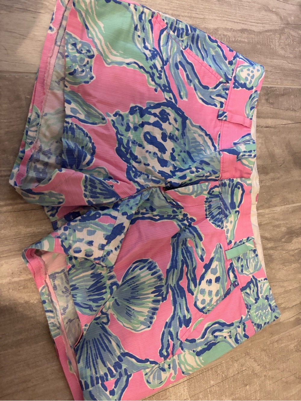 Lilly Pulitzer shorts size 8